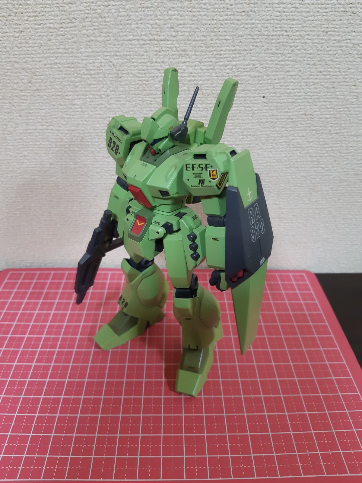 全塗装完成品HG1/144ジェガンD型‼️ - G-工房 - メルカリ