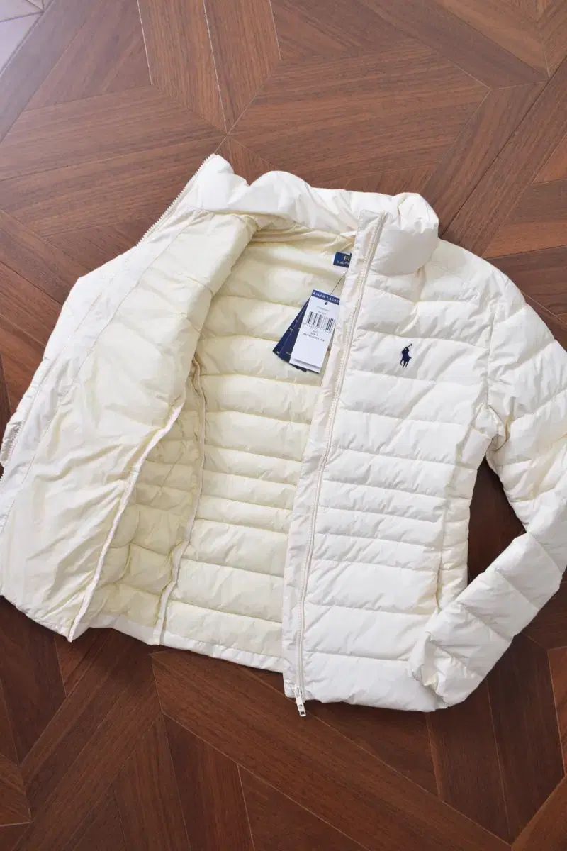 ポロラルフローレン POLO レディース 軽量 ダウン アウター クリーム色