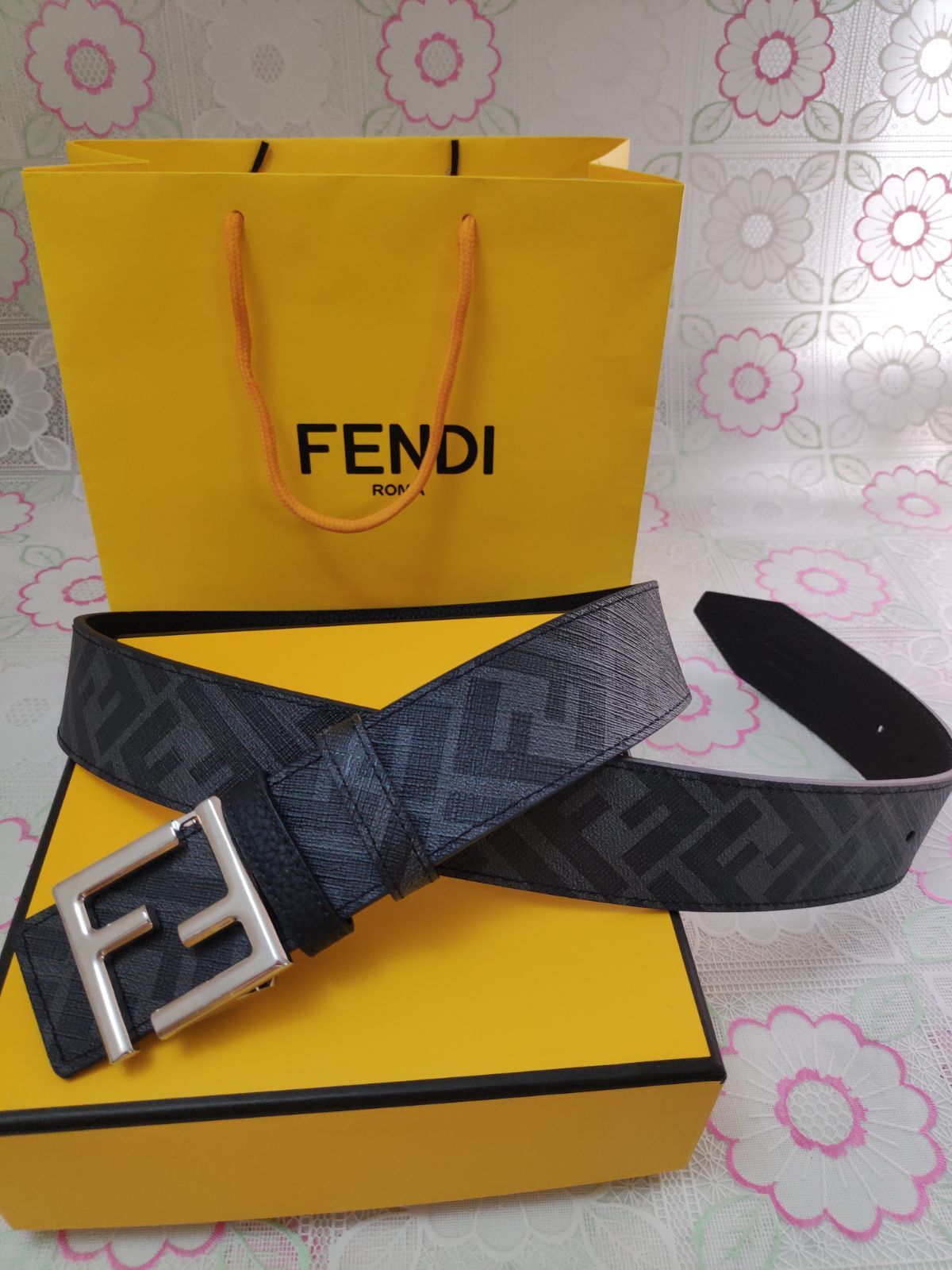 未使用級✨FENDI ベルト FF金具  デニム レザー シルバー　箱付き 楽天市場】フェンディ FENDI メンズ 小物 ベルト レザーベルト