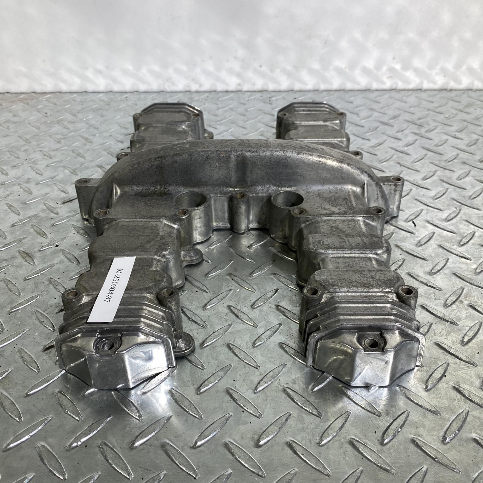 KAWASAKI KZ1100 シリンダーヘッドカバー カワサキ