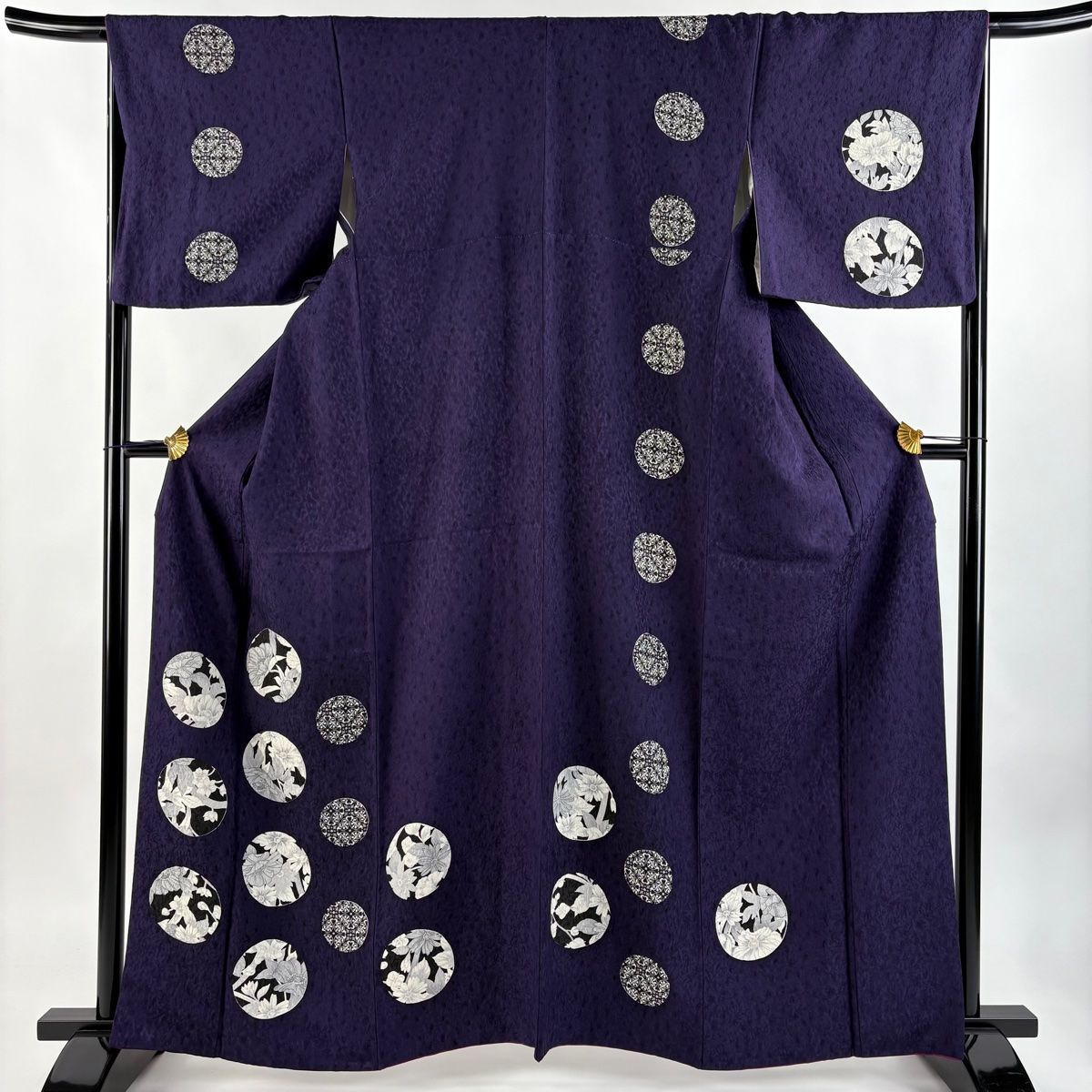 付下げ 身丈163cm 裄丈67cm M 袷 草花 丸文 濃紫 正絹 名品