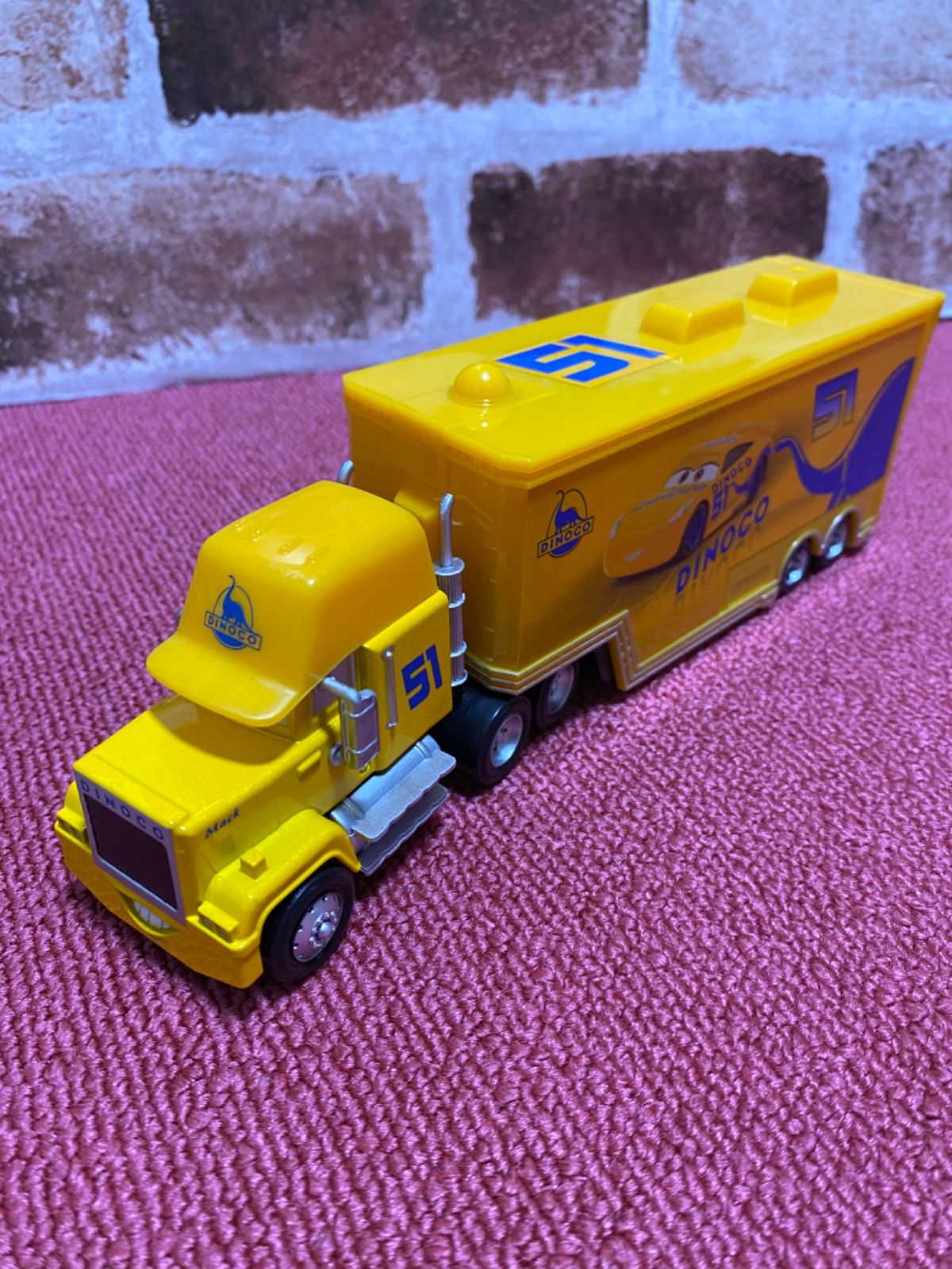 新品未使用 ディズニー カーズ マックトラック トレーラー 3台