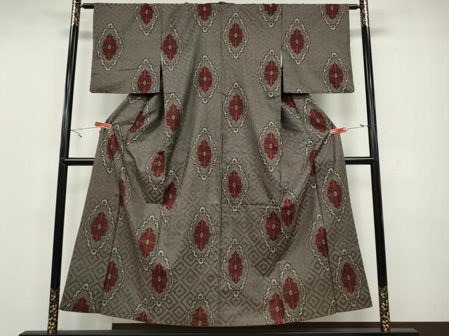 平和屋着物●本場大島紬　龍郷絣　吉祥花文　正絹　逸品　CAAW3158ut 平和屋着物○本場大島紬 龍郷絣 吉祥花文 正絹 逸品 CAAW3158ut - メルカリ