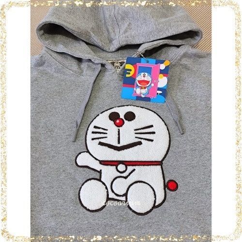 【香港限定】ドラえもん　パーカー（雪だるま）【日本未発売】 新品 香港限定 ドラえもんパーカー 日本未入荷 完売品 レア物 フーディ