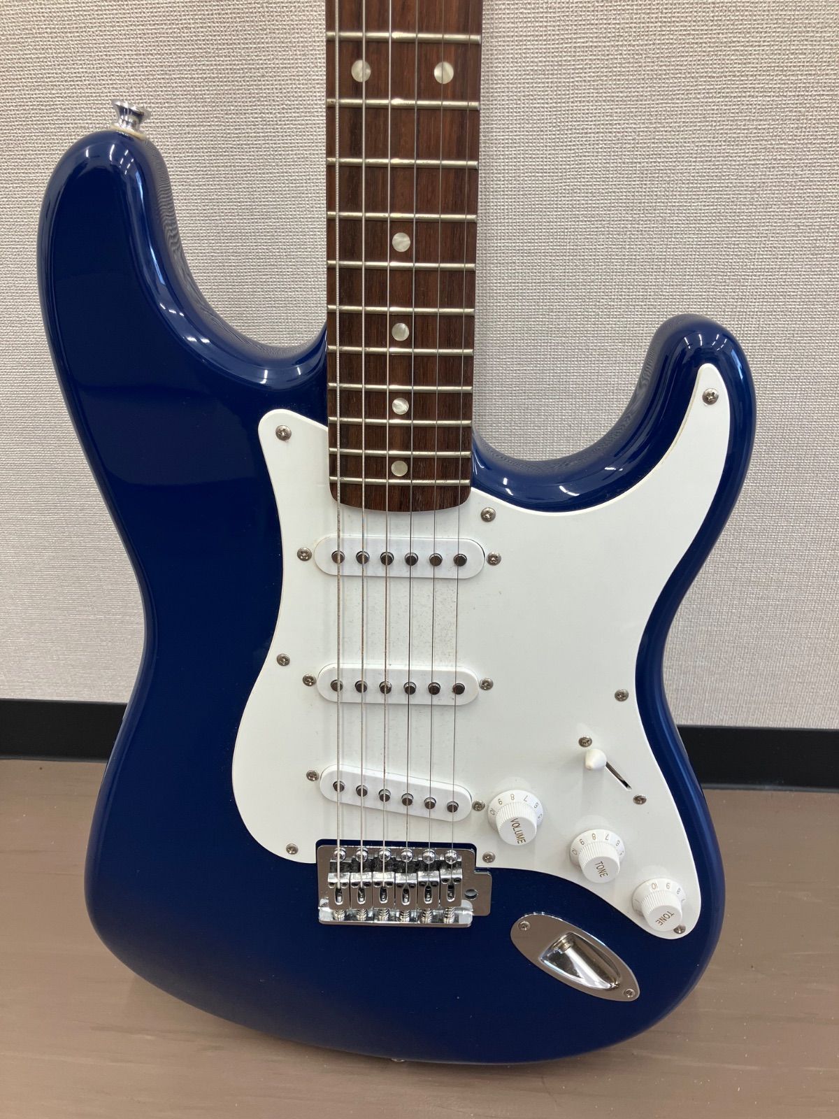 Squier ストラトキャスター ダークブルー　最終値下げ Squier ストラトキャスター ダークブルー 最終値下げ 楽天市場