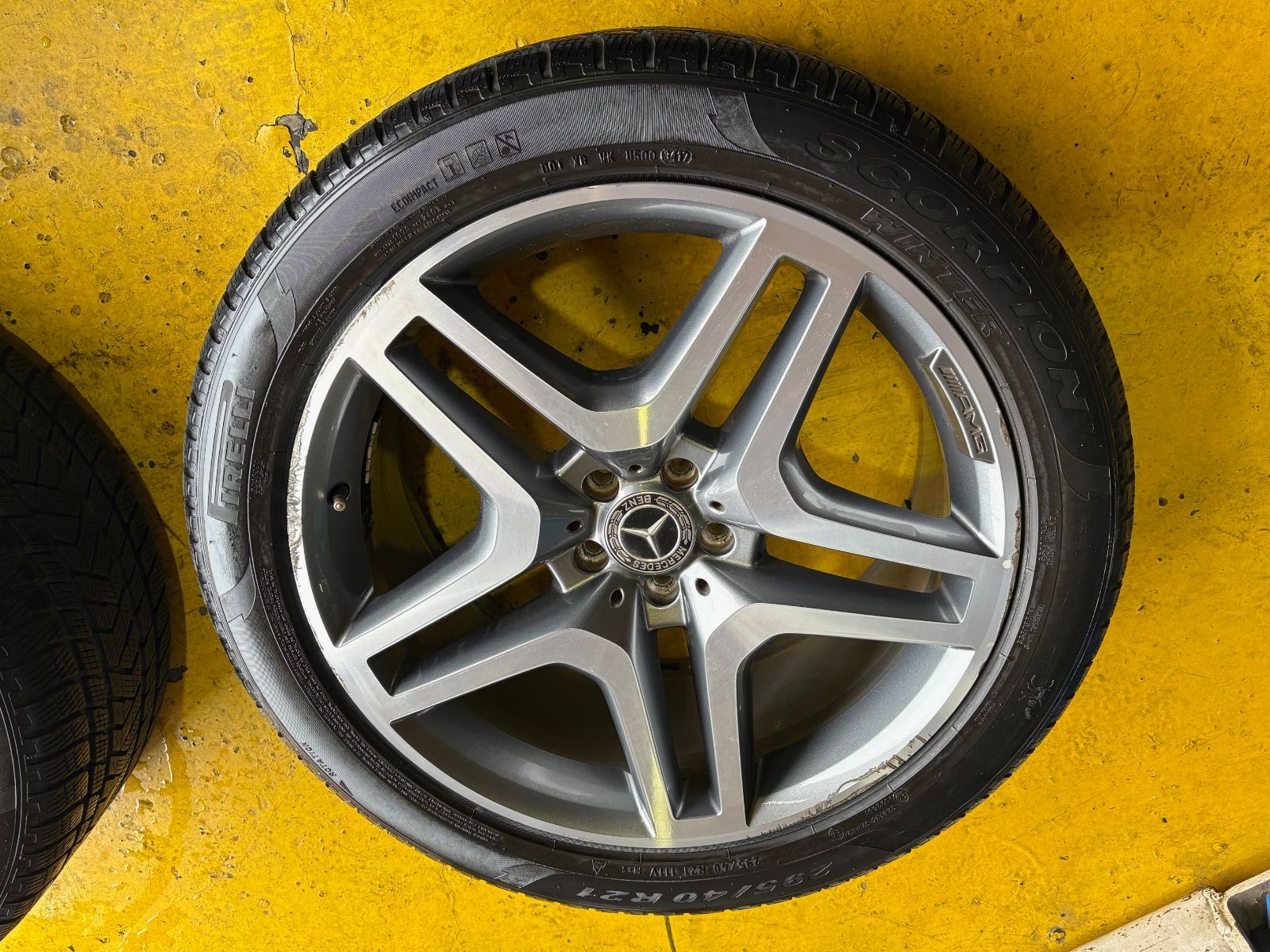 メルセデスベンツGLE純正ホイール ピレリスコーピオンウィンター295|40R214本セット