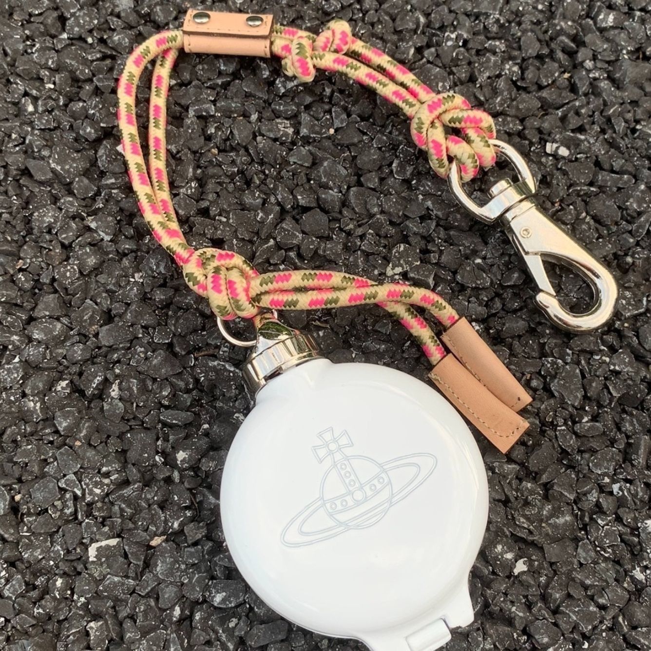 Vivienne Westwood携帯灰皿 WWW_KANDAIZUMI_COM