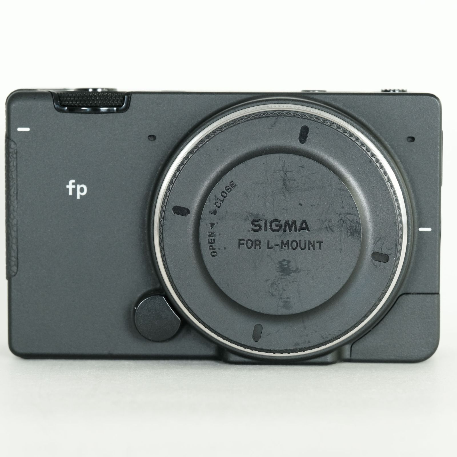 本日まで | SIGMA fp ボディ + 純正バッテリー 3個