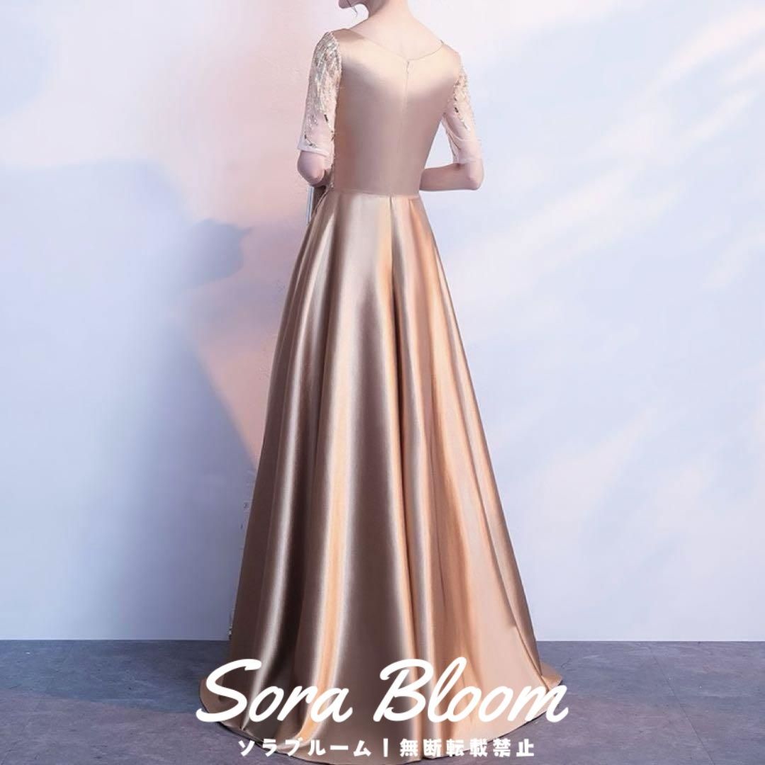 新品・未使用】スパンコールの美しい 半袖イブニングドレス