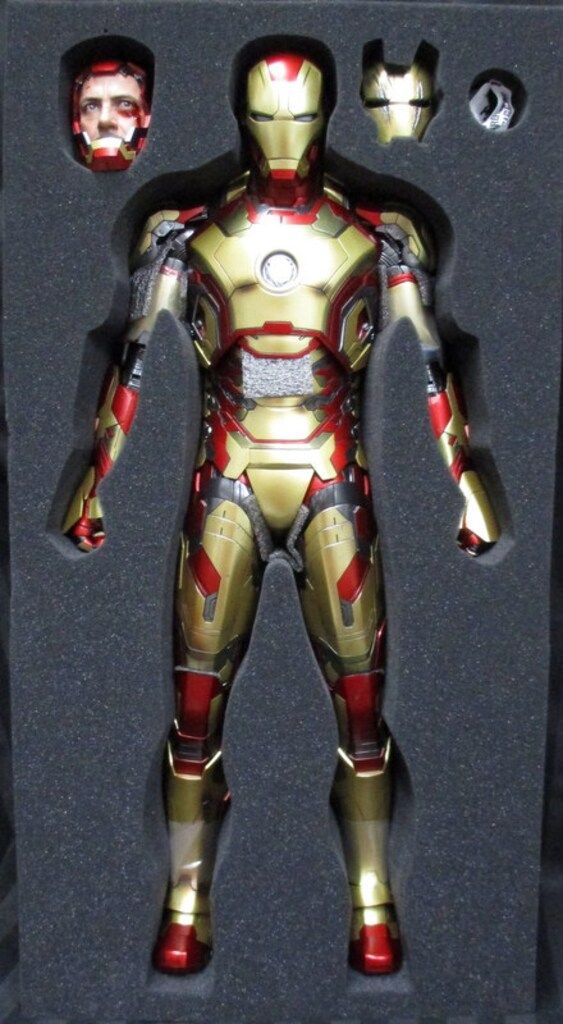 HOTTOYS 1/4 QUARTER SCALE IRON MAN MARK XLII (42) / SPECIAL