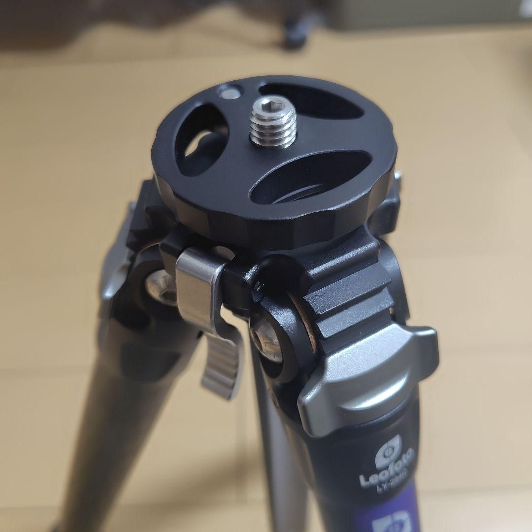 レオフォトカーボン