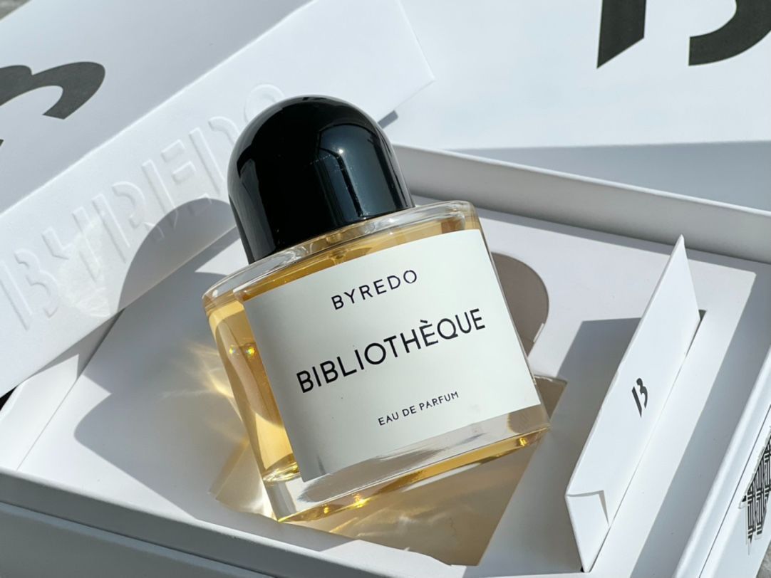 Byredo BIBLIOTHEQUE バイレード ビブリオテーク フレグランス 香水 EDP 100ml KP638 - メルカリ