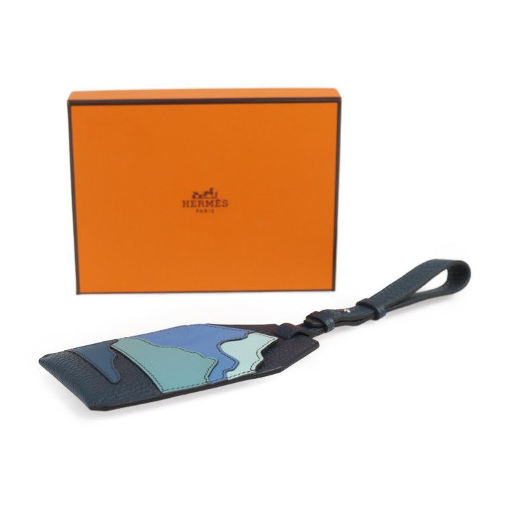 HERMES エルメス　タグ型　トップ エルメス HERMES 馬車タグ brides de gala スカーフ柄 ニット