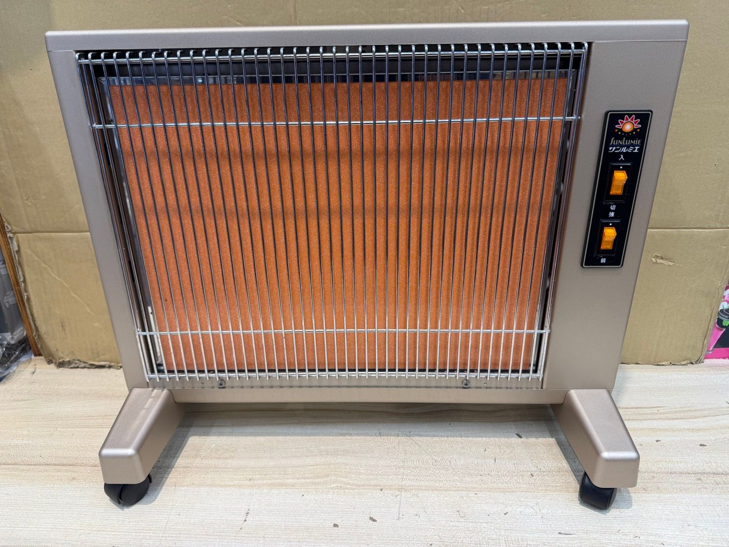 S91256 サンルミエ 遠赤外線パネルヒーターエクセラ5 N500LS-GR