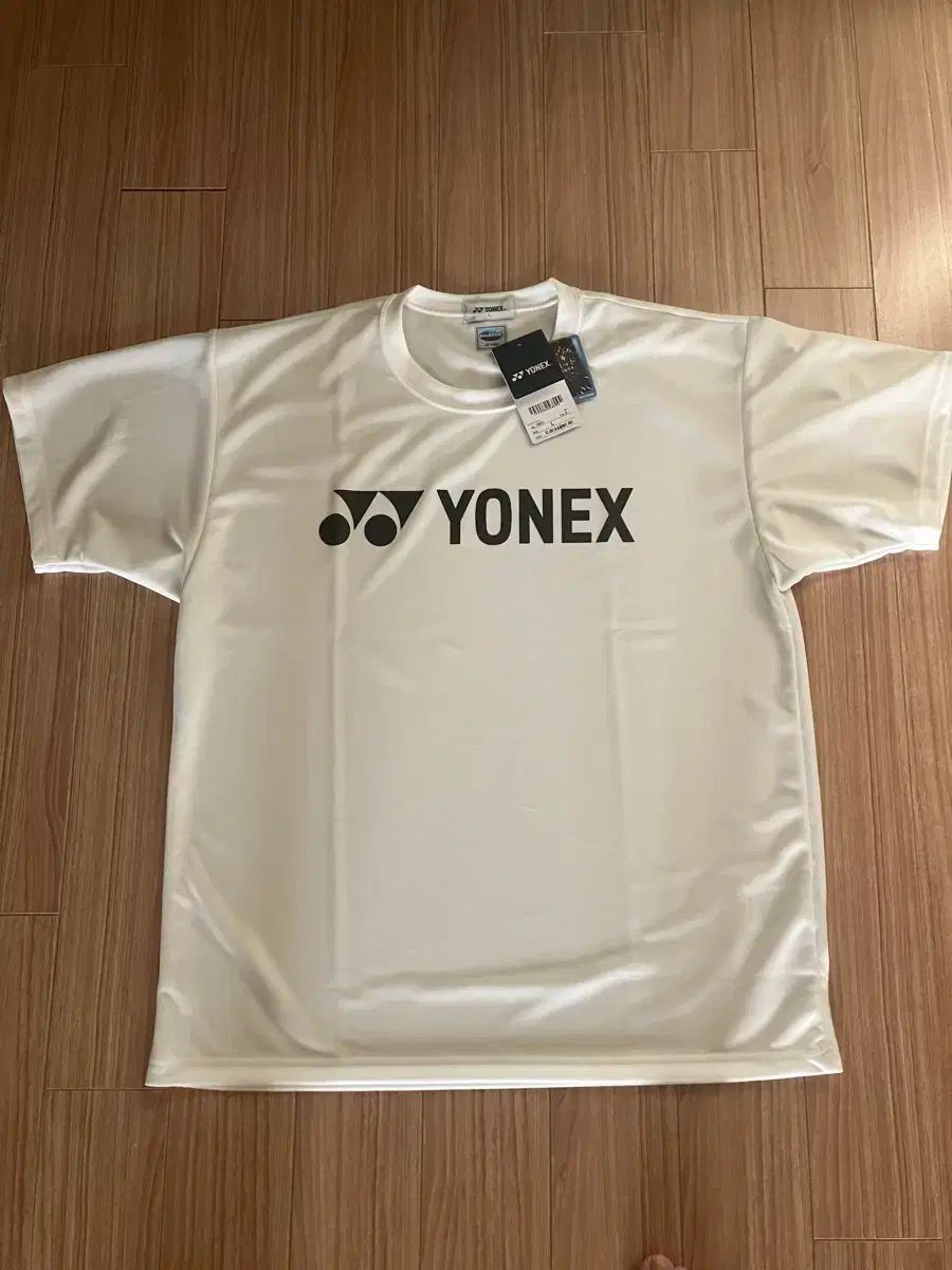 【雷市場（ポンジャン）商品韓国直送】 ヨネックス ( YONEX ) ヴェリクール 半袖