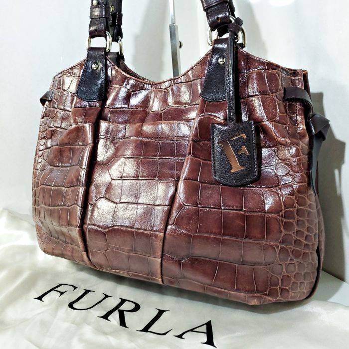 【FURLA】フルラ ワニ革 クロコダイル トートバッグ ハンドバッグ レザー 楽天市場】【バッグ】FURLA フルラ 型押しクロコダイル クロコ調