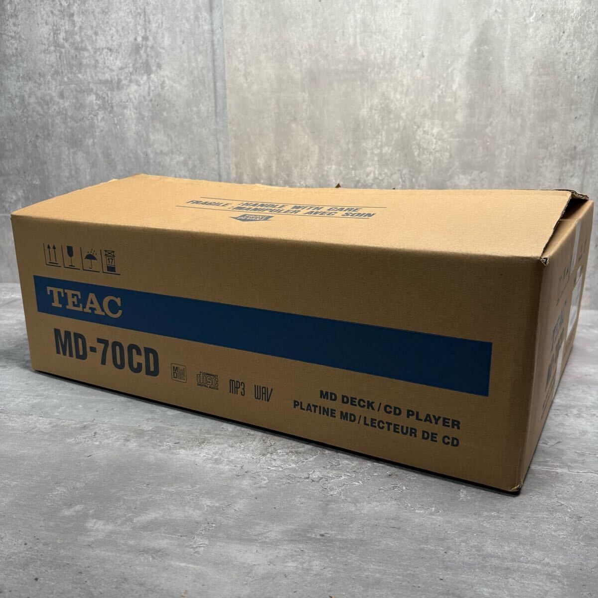 MD-70CD-S