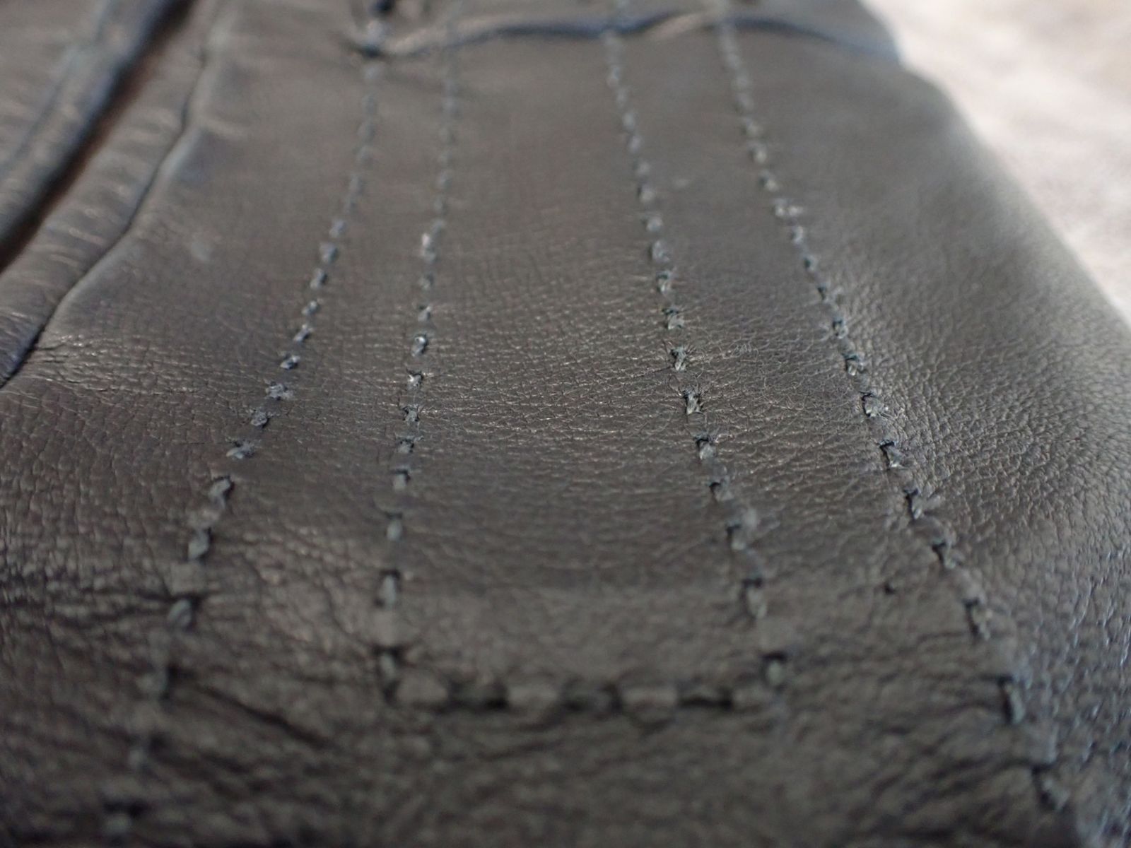 HERMES エルメス レザーグローブ ブラック レディース 手袋 HERMES