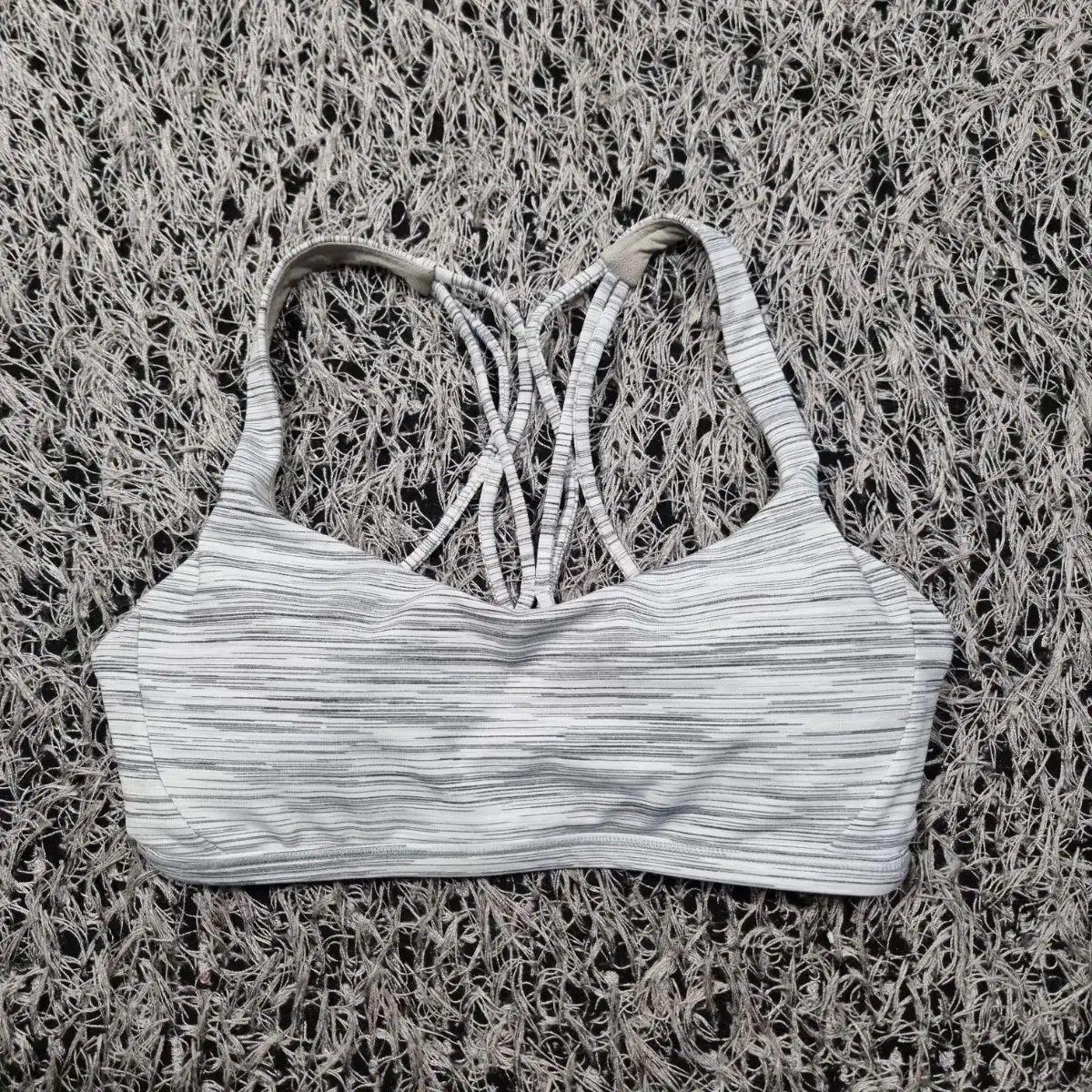 レディース 4 サイズ lululemon ルルレモン ヨガ ブラトップ 101001