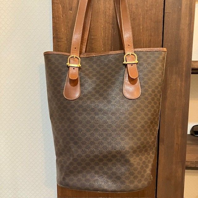 CELINEトートバッグ　マカダム柄レザー　PVCメンズ•レディース セリーヌ CELINE PVCレザー マカダム柄 トリンオフレザーロゴ バケツ型