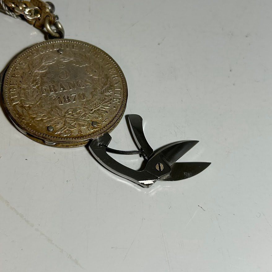 ELOI エロア　パーネット社製 5フラン硬貨ナイフ ELOI エロア パーネット社製 5フラン硬貨コインナイフ - メルカリ