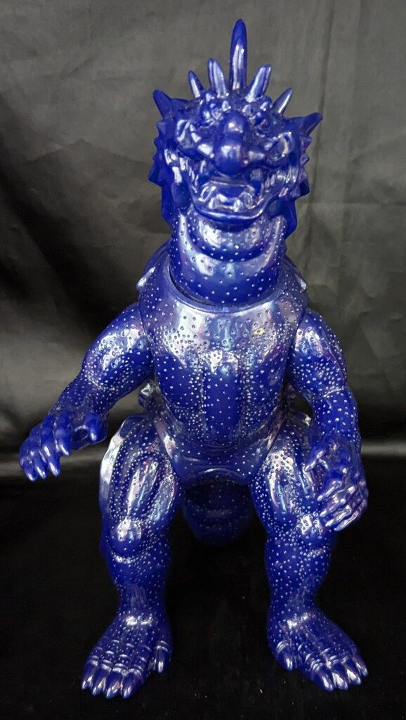 マルサン 世紀の大怪獣 バラン 350 紺色成型 未塗装 - メルカリ