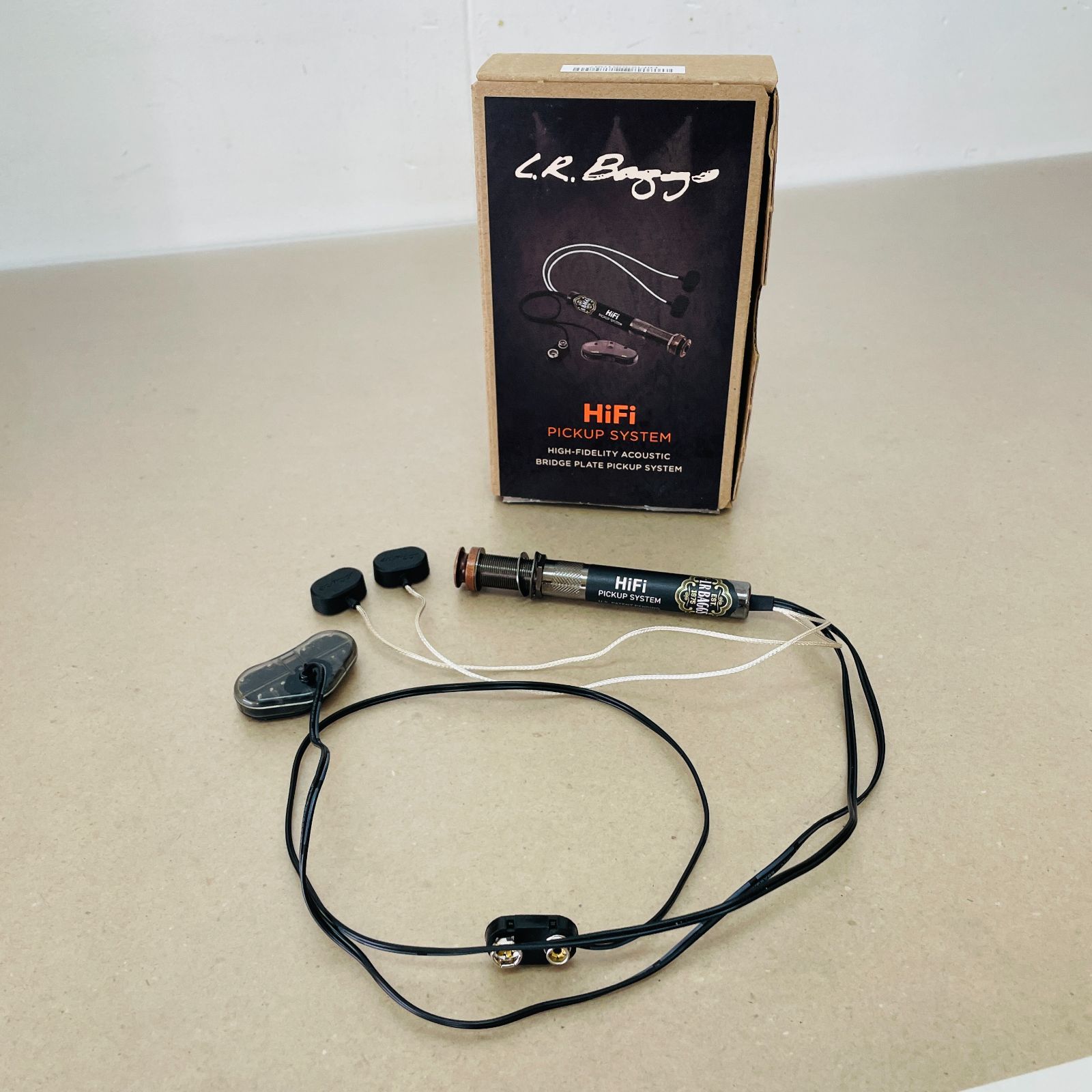 L.R.Baggs エルアールバックス HiFi 元箱 付属品あり アコースティックギター用ピックアップ C3373 60サイズ発送