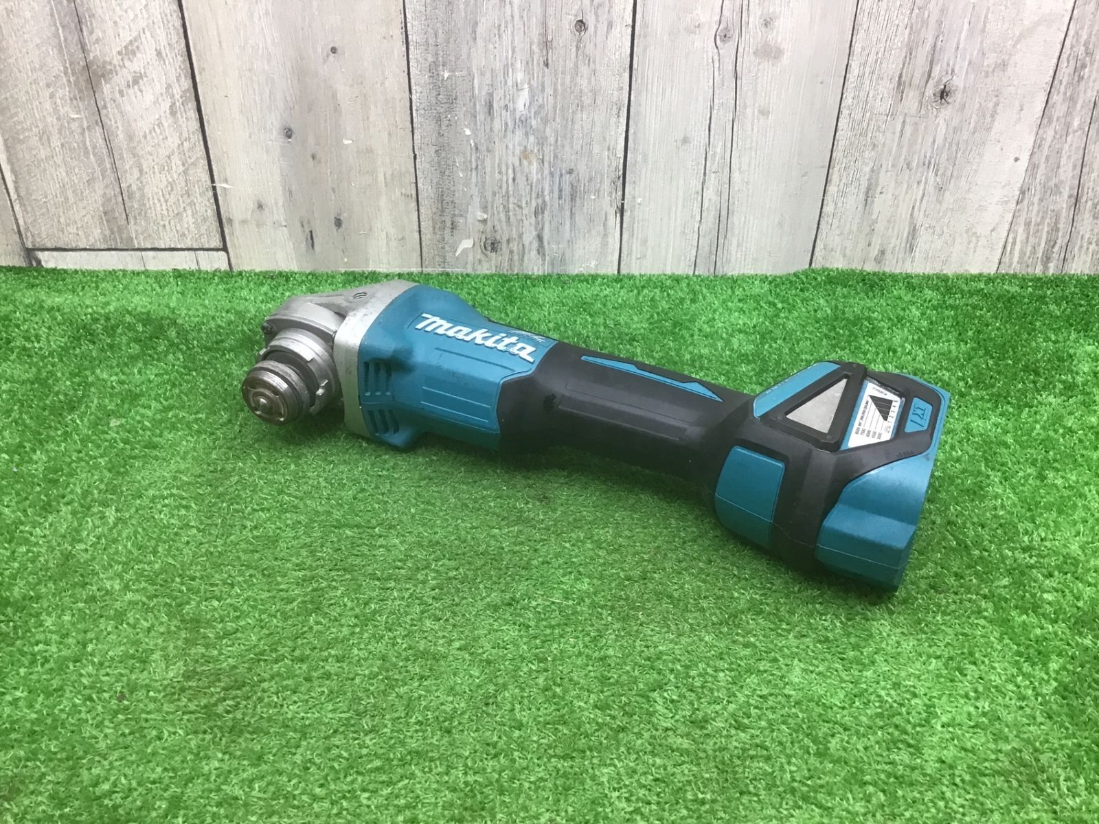動作品 マキタ makita 100mmコードレスディスクグラインダ GA412DZ〇アクトツール富山店〇４