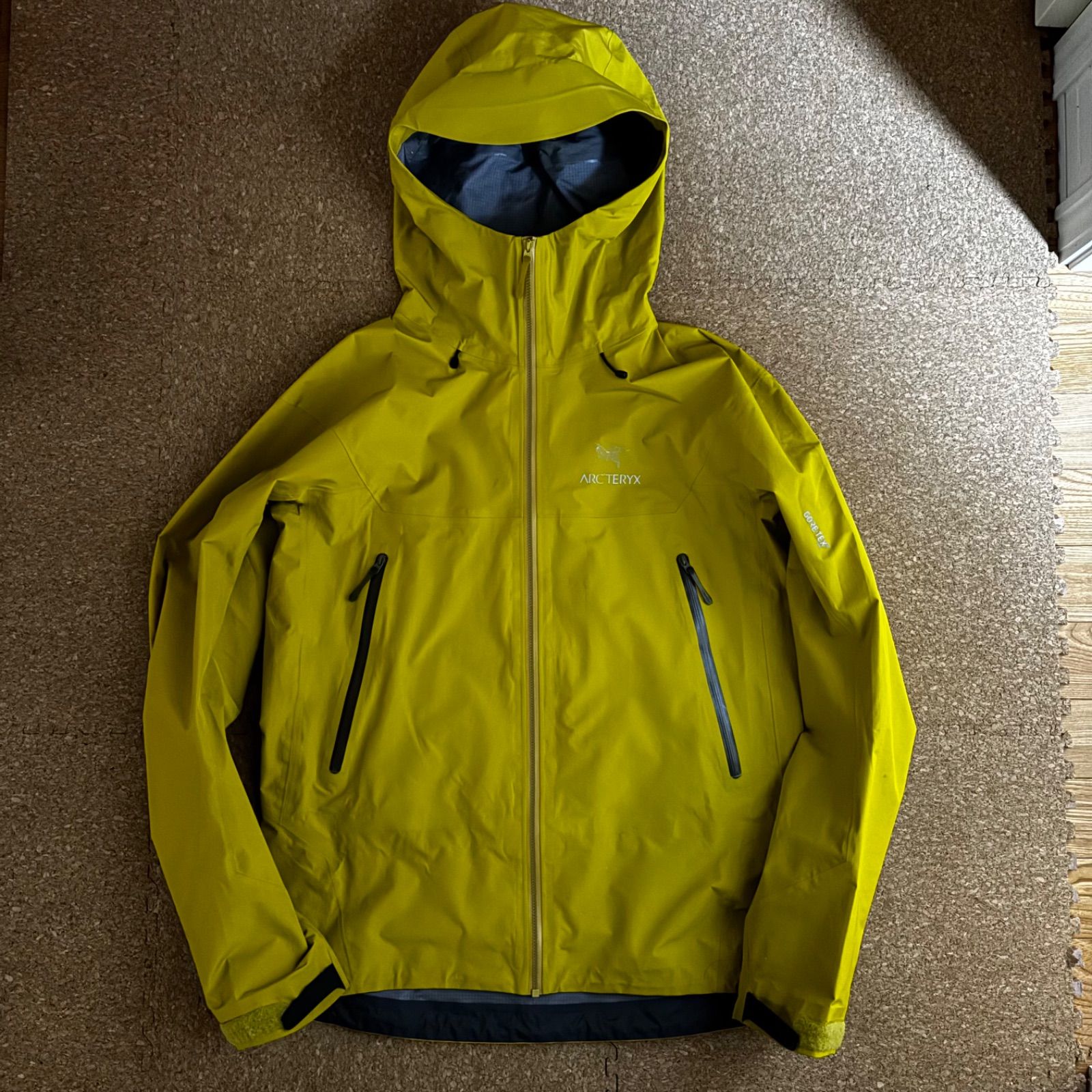 アークテリクス ベータLT メンズM イエロー 黄色 ゴアテックス ナイロン 防水 KANDAIZUMI_COM