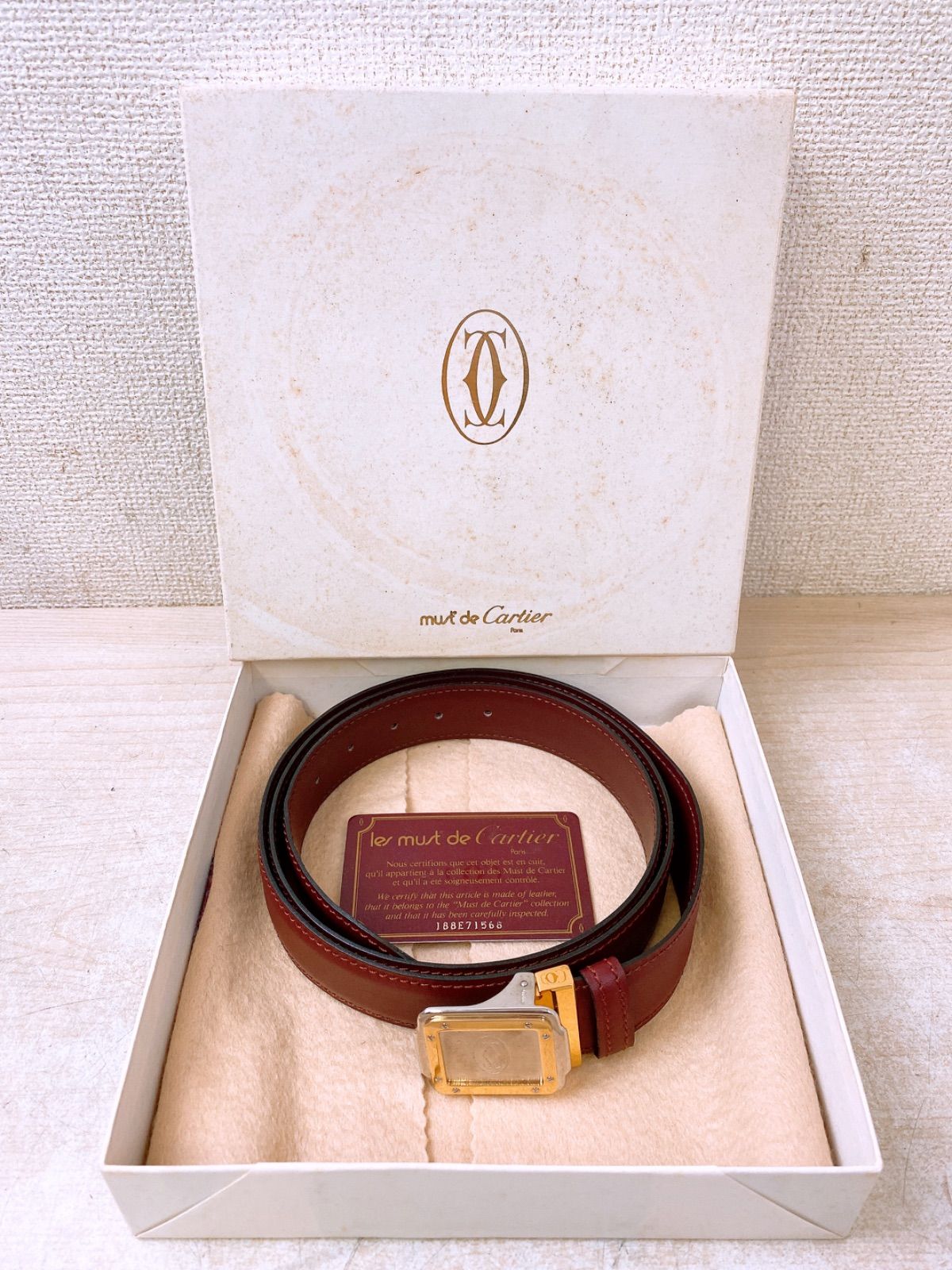 ●Cartier カルティエ ベルト レザー マスト ギャランティカード き メンズ ボルドー must de Cartier Paris 紳士用 赤茶 ワイン色 オシャレ ビジネス コンビ 化粧箱