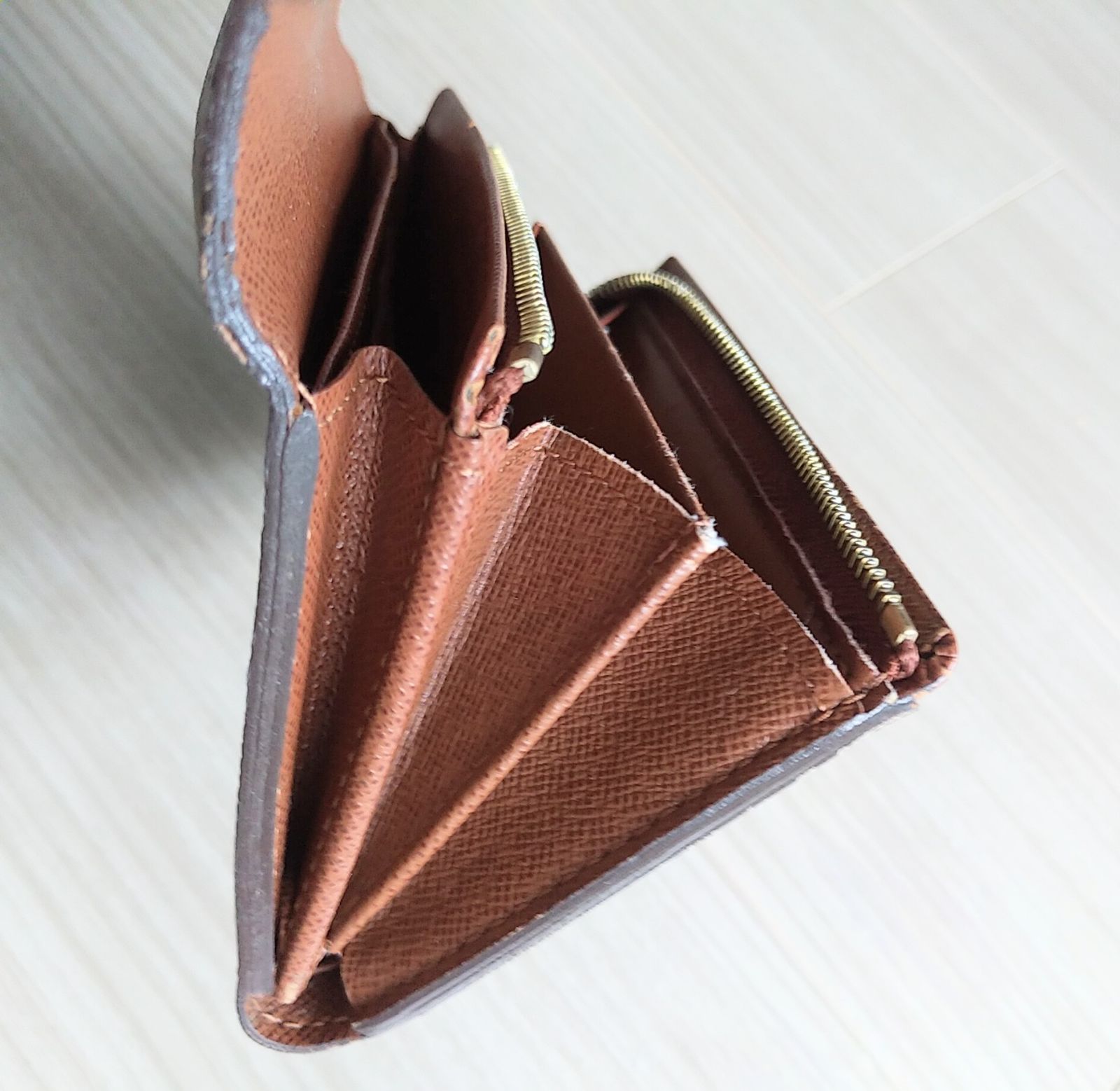 LV／ルイヴィトン ポルトフォイユトレゾール モノグラム 財布
