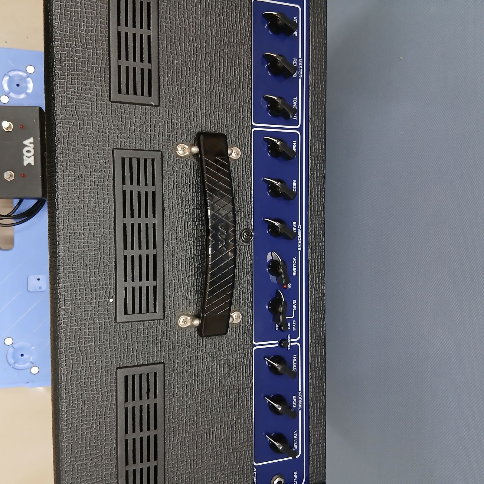 ２年保障。 VOX AC30VR ギターアンプ フットスイッチ付き お買い得