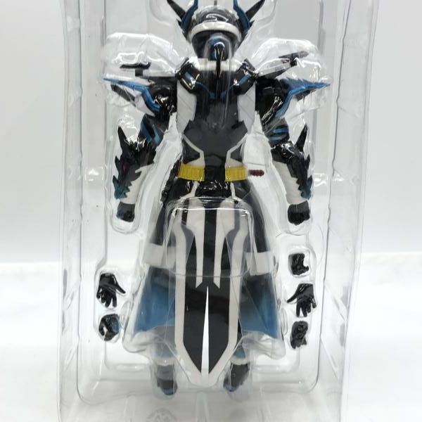 BANDAI バンダイ/S.H.Figuarts 仮面ライダークローズエボル 「ビルド NEW WORLD 仮面ライダークローズ」 魂ウェブ商店限定/フィギュア/Sランク/88【中古】 中古】バンダイ S.H.Figuarts 仮面ライダークローズエボル 開封品