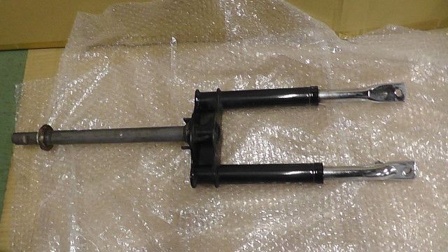 JOGアプリオ 4JP-7243xxx の フロントフォーク 1757638220