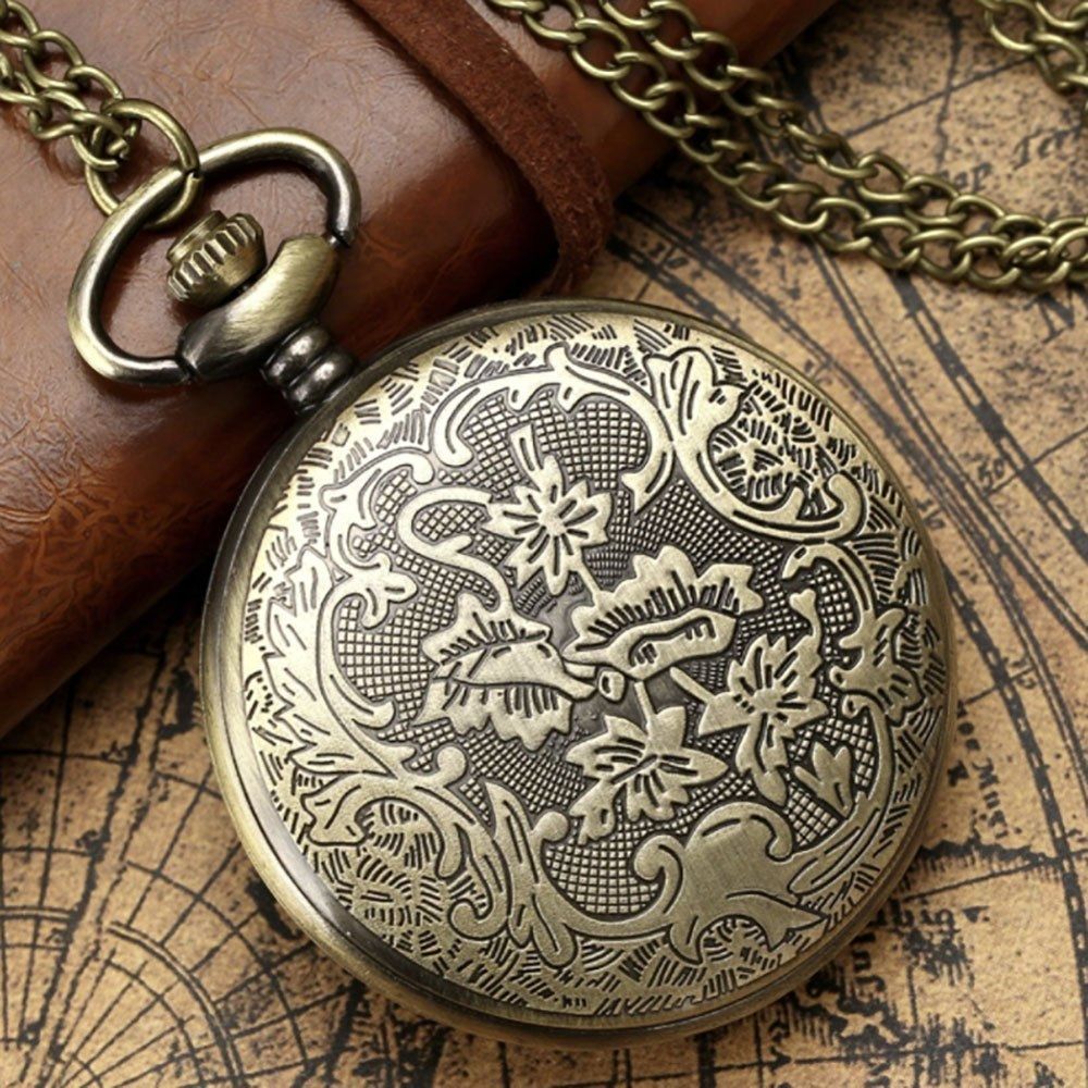 メルカリshops 懐中時計 エメラルド ストーン アンティーク ゴールド チェーン付き 高耐久性