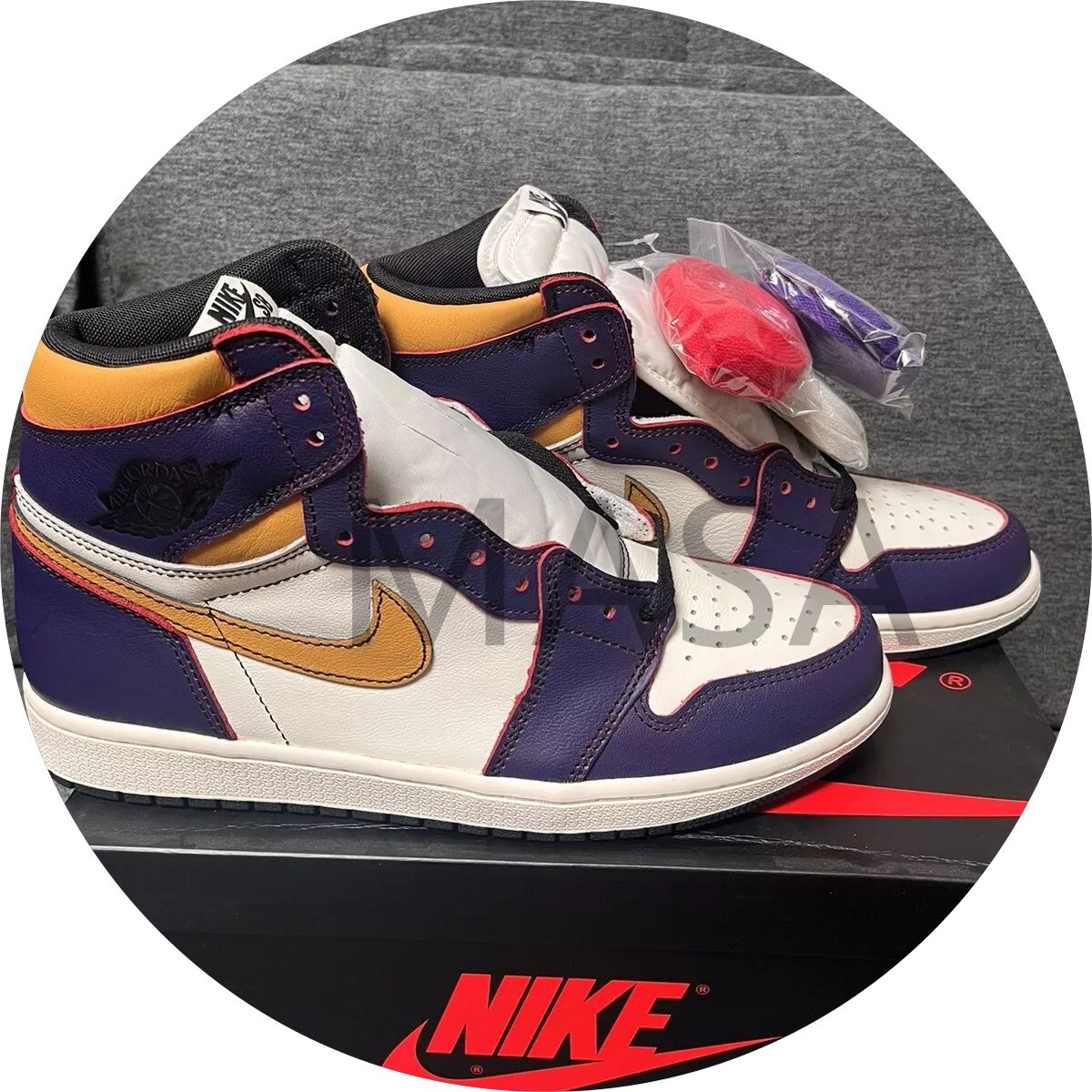 【お買い得】ナイキ Air Jordan 1 Retro High OG SB La To Chicago【並行輸入】