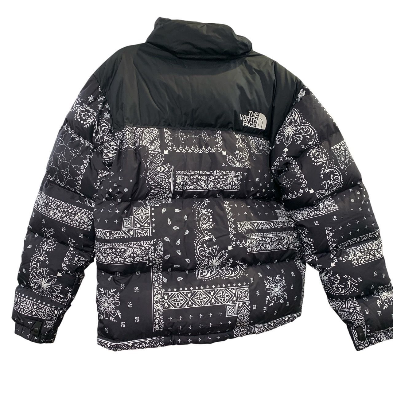 ♪2929 THE NORTH FACE ザノースフェイス ヌプシ ペイズリー柄