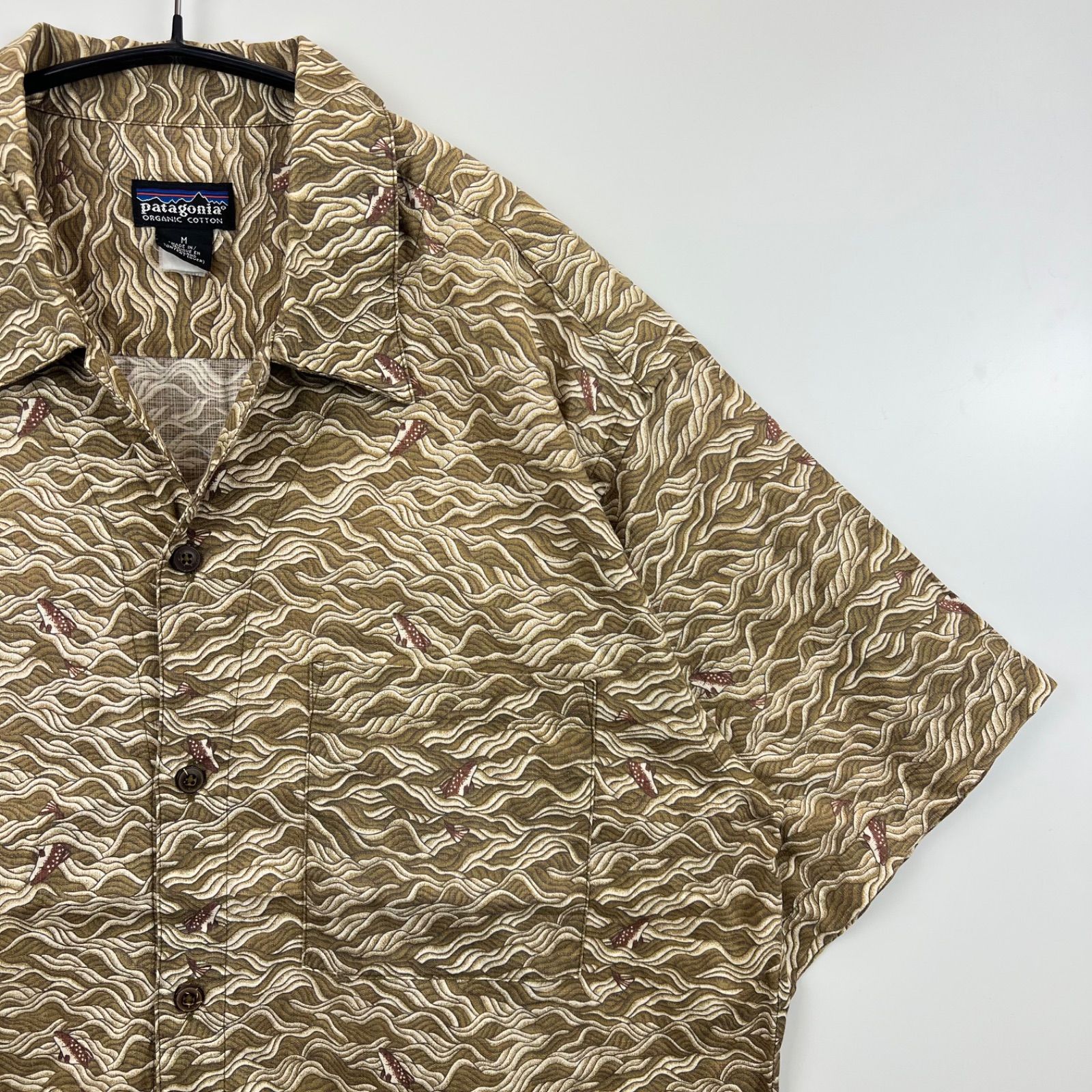 Patagonia old 00s 2002 open collar wave trout” Shirts M