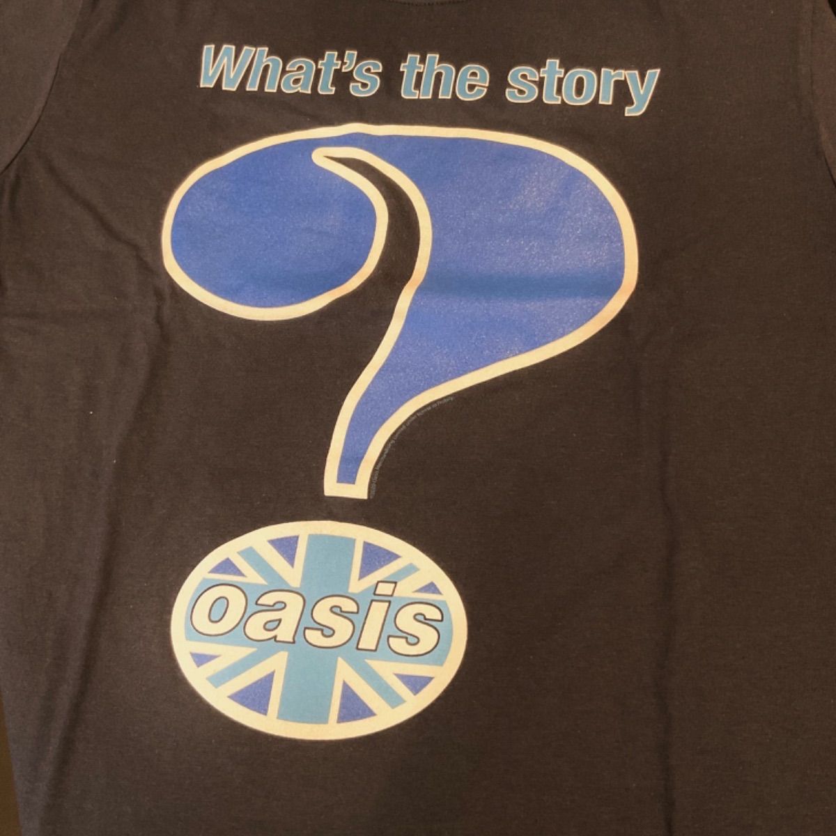 Oasis：Question Mark Tシャツ - メルカリ