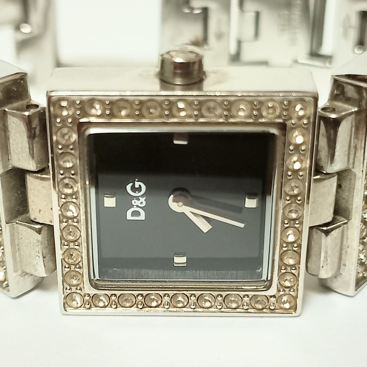 DOLCE&GABBANA　NIGHT&DAY　ジルコニア付SSベルト　腕時計 DOLCE&GABBANA NIGHT&DAY ジルコニア付SSベルト 腕時計 - メルカリ