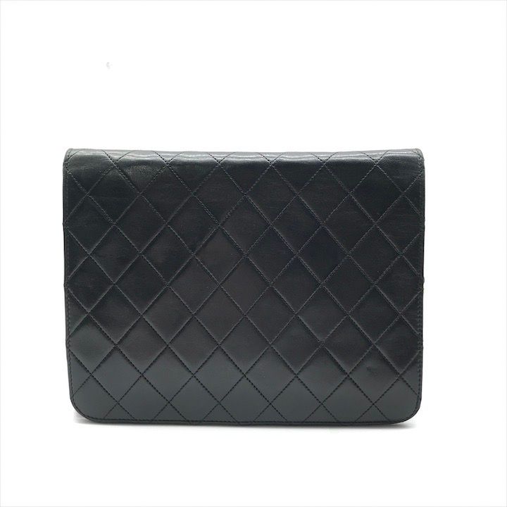 CHANEL シャネル