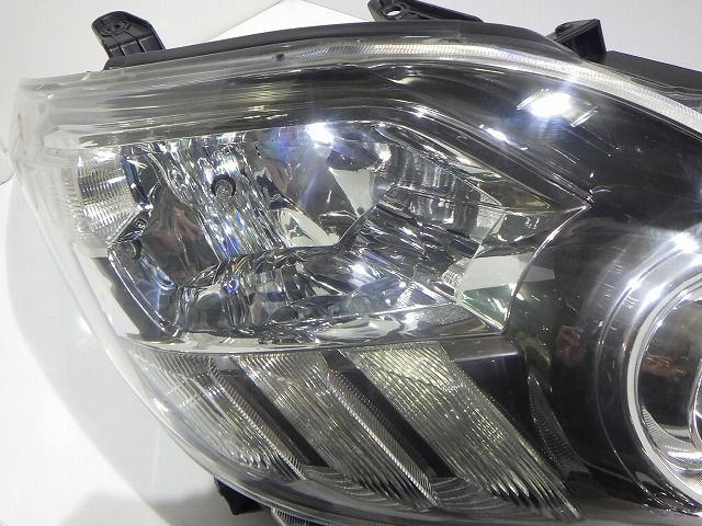 20アルファード ヘッドライト左右 HID ANH GGH 20/25 前期 58-21 1