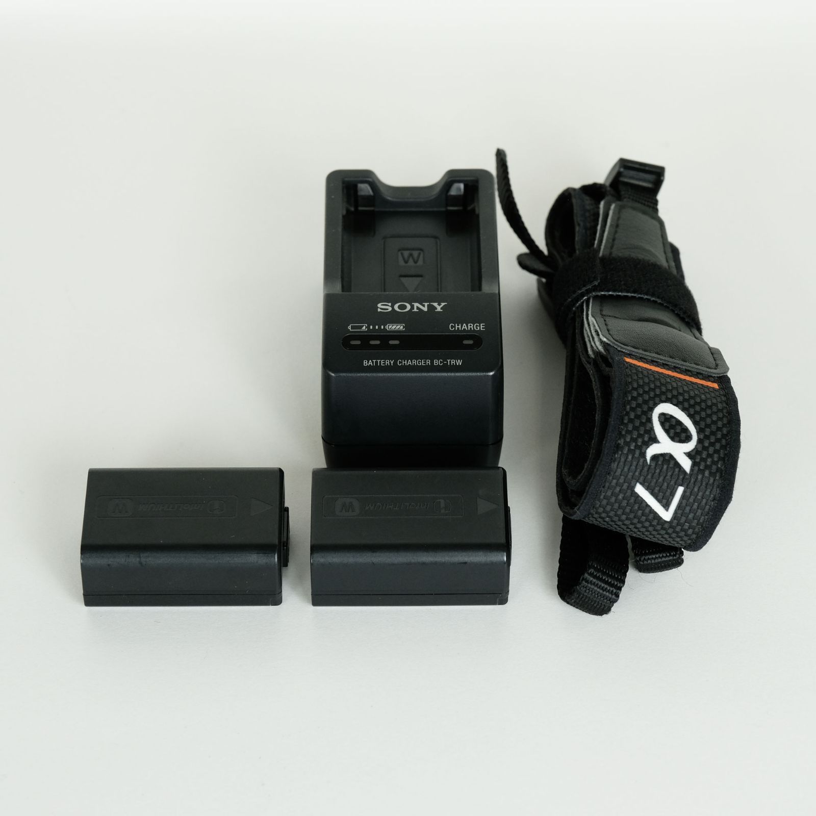 美品：ショット数1,760枚】ソニー SONY α7 Ⅱ バッテリー2つ