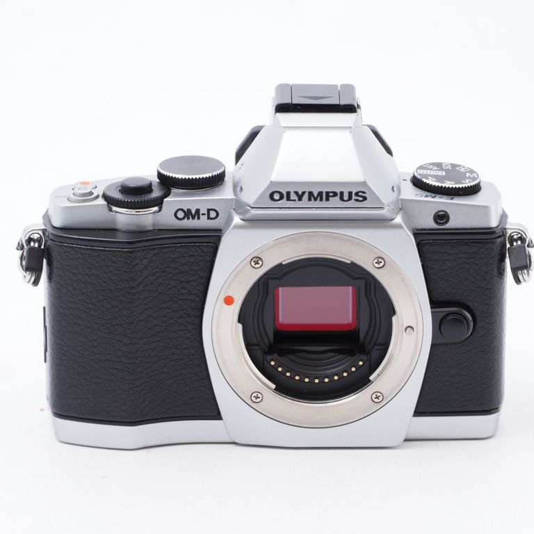 OLYMPUS オリンパス ミラーレス一眼 OM-D E-M5 ボディ シルバー OM-D E