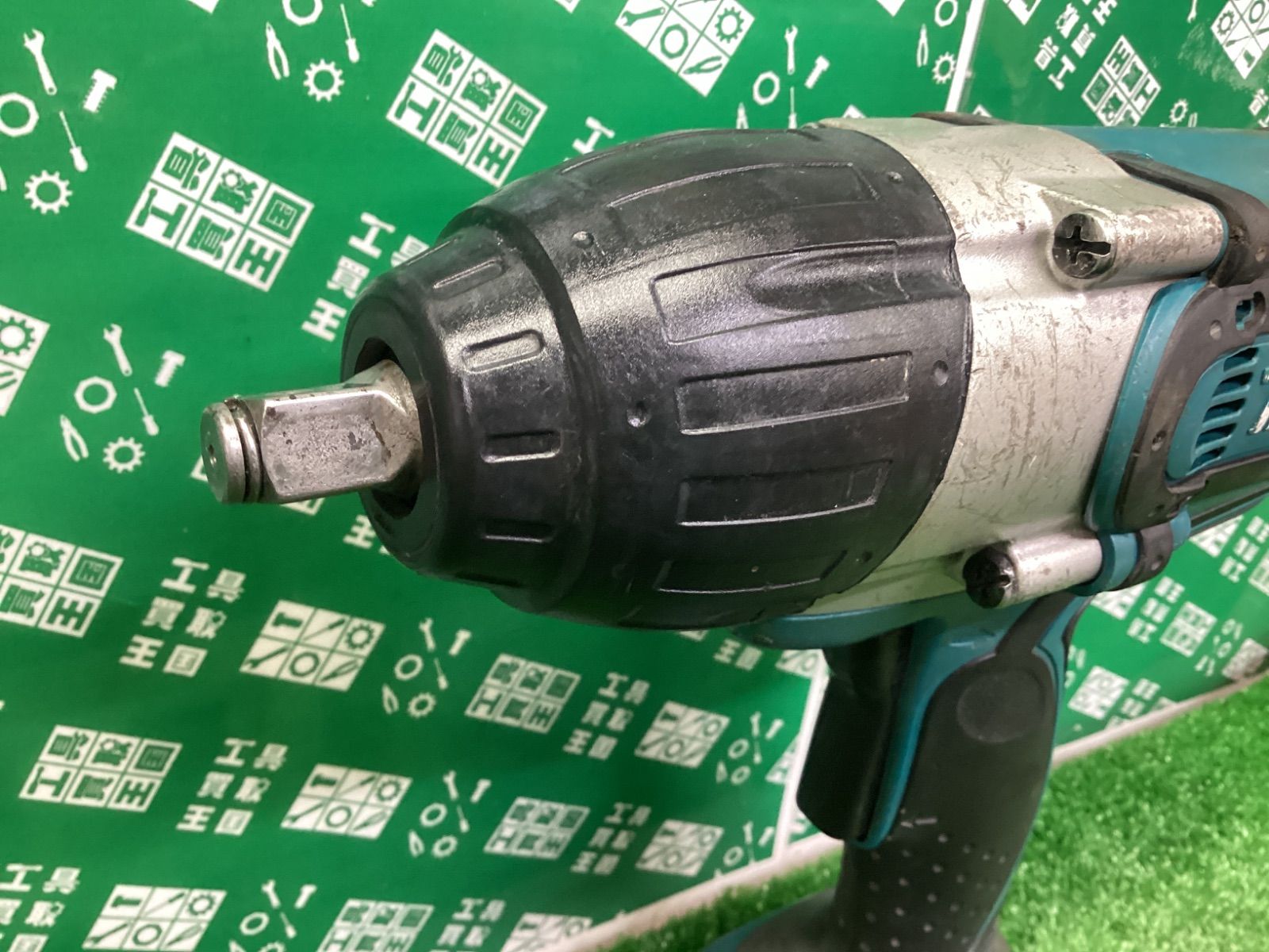 マキタ 18v充電式インパクトレンチ