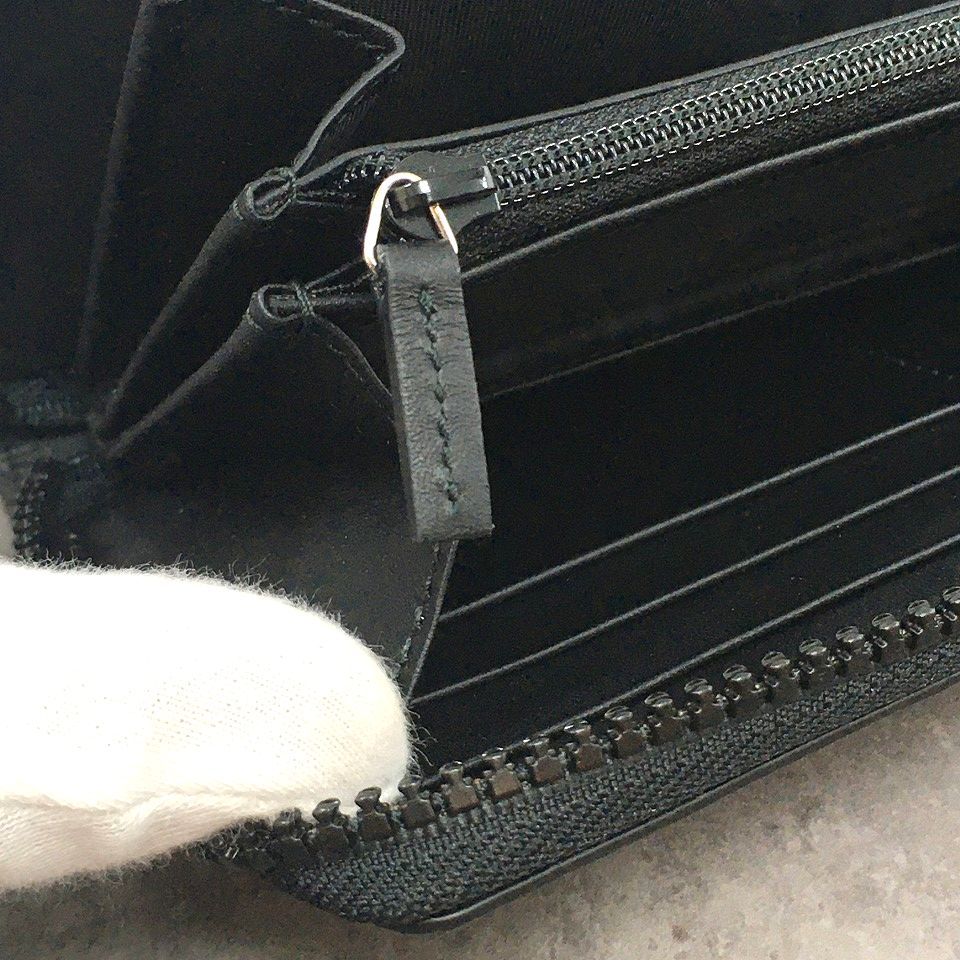 送料込み！ 未使用品 GUCCI ジップウォレット 408665 ブルームス  