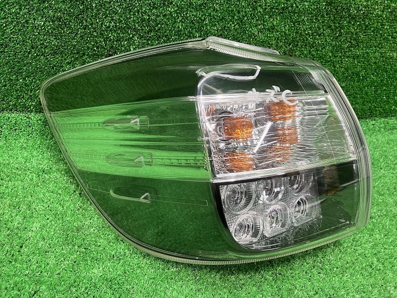 ウィッシュ ZGE25W 左テールランプ テールライト 1.8S 4WD イチコ 68-19 81561-68060 202