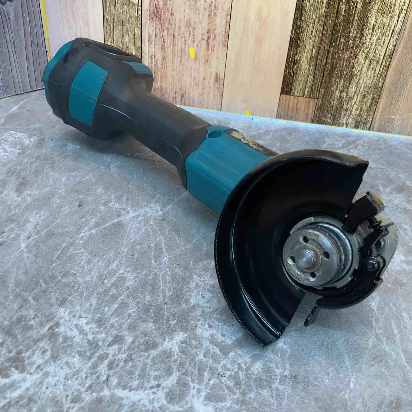 マキタ makita 100mmコードレスディスクグラインダー GA404DZ 八潮店 HRDEVELOPMENT_JP