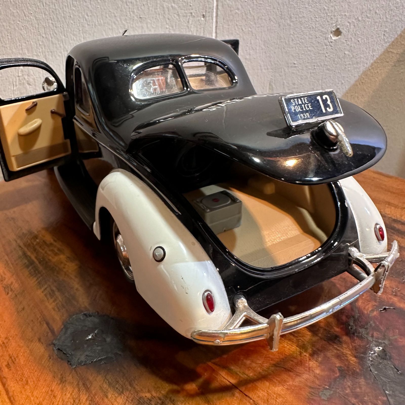 Maist 1939 Ford Deluxe Police 2台セット 警察車両 フォードの