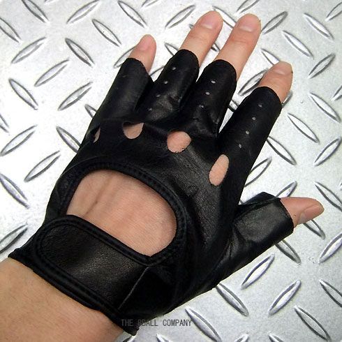 ユリウスJULIUSブラックラムレザーフィンガーレスモコモコグローブ パンク ロック系 フィンガーレス レザー グローブ ブラック 黒